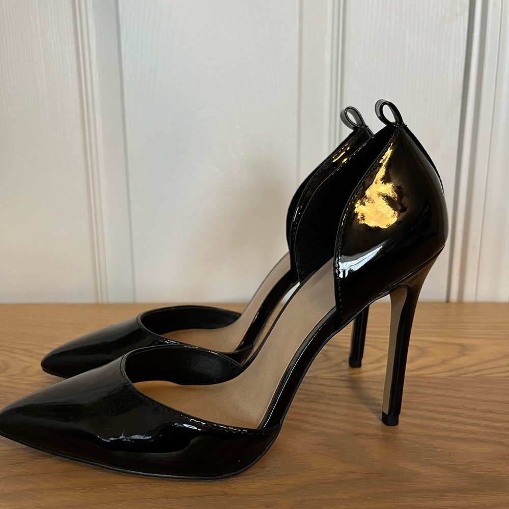 Elegant Black Stiletto Heels